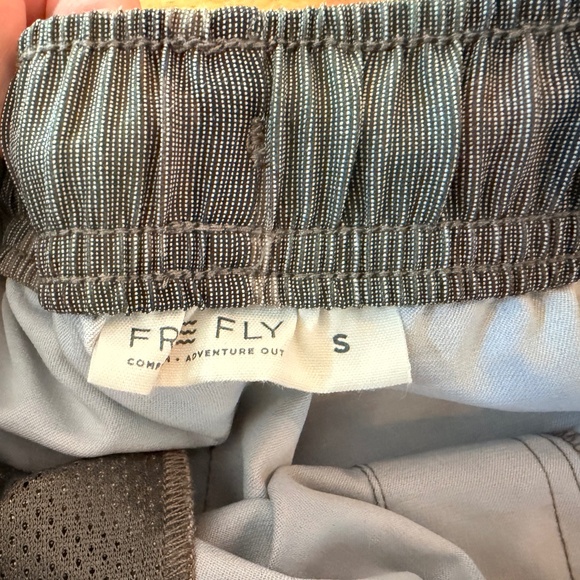 NWOT FREE FLY Men's Reverb Short in Woodland Camo (Size S) - Picture 5 of 6